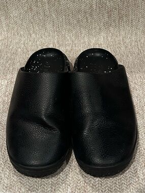 Snibbs Slip-On The Clogs
